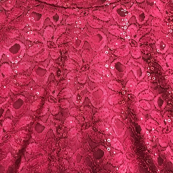 Burgundy floral lace dress with sequins - Picture 3 of 4